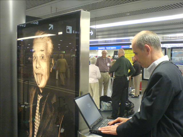 Buscando a Einstein en el 50 aniversario de su muerte