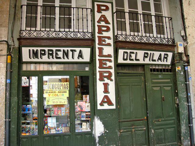 Un maestro que visitaba talleres de imprenta