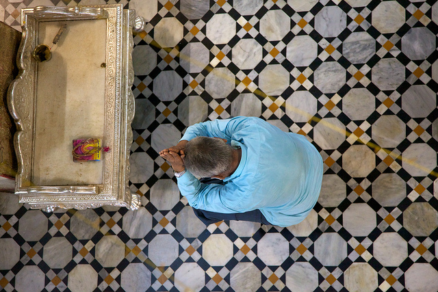 Sobre multiconfesionalidad